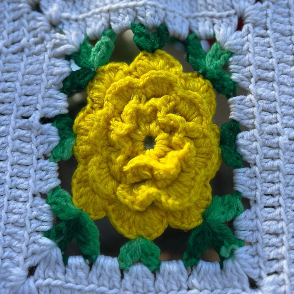 Vintage Handmade Crochet Granny Square Flower Blanket White 3D Roses Throw